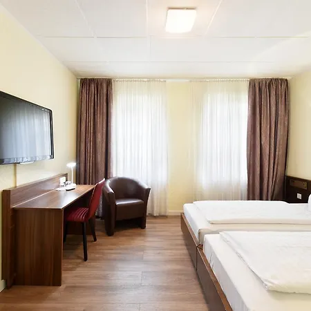 Hotel Schumacher 3*