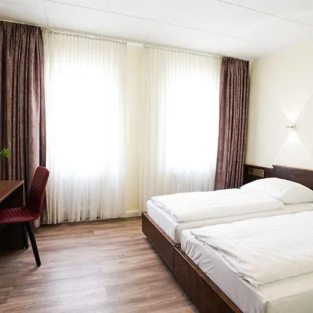 Hotel Schumacher Dusseldorf