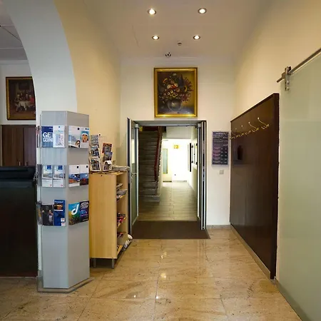 Schumacher Hotel
