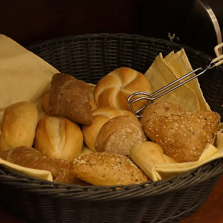 Schumacher Hotel
