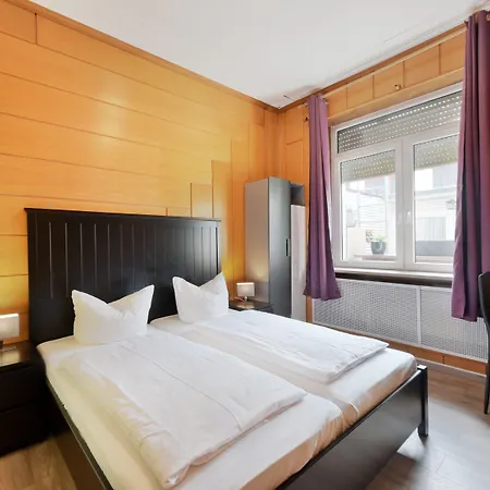 Schumacher Hotel 3*