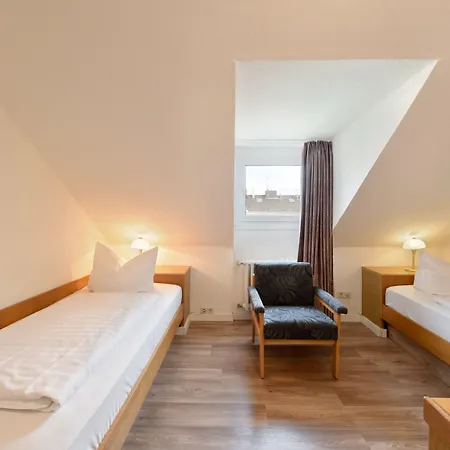Schumacher Hotel