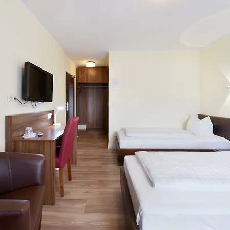 Schumacher Hotel